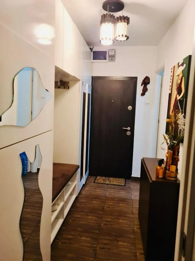 Liam Studio Bucharest Apartment